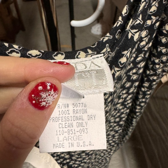 SOLD: Out of Stock - Picture 3 of 3